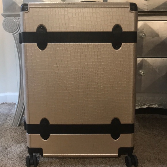 calpak trnk luggage